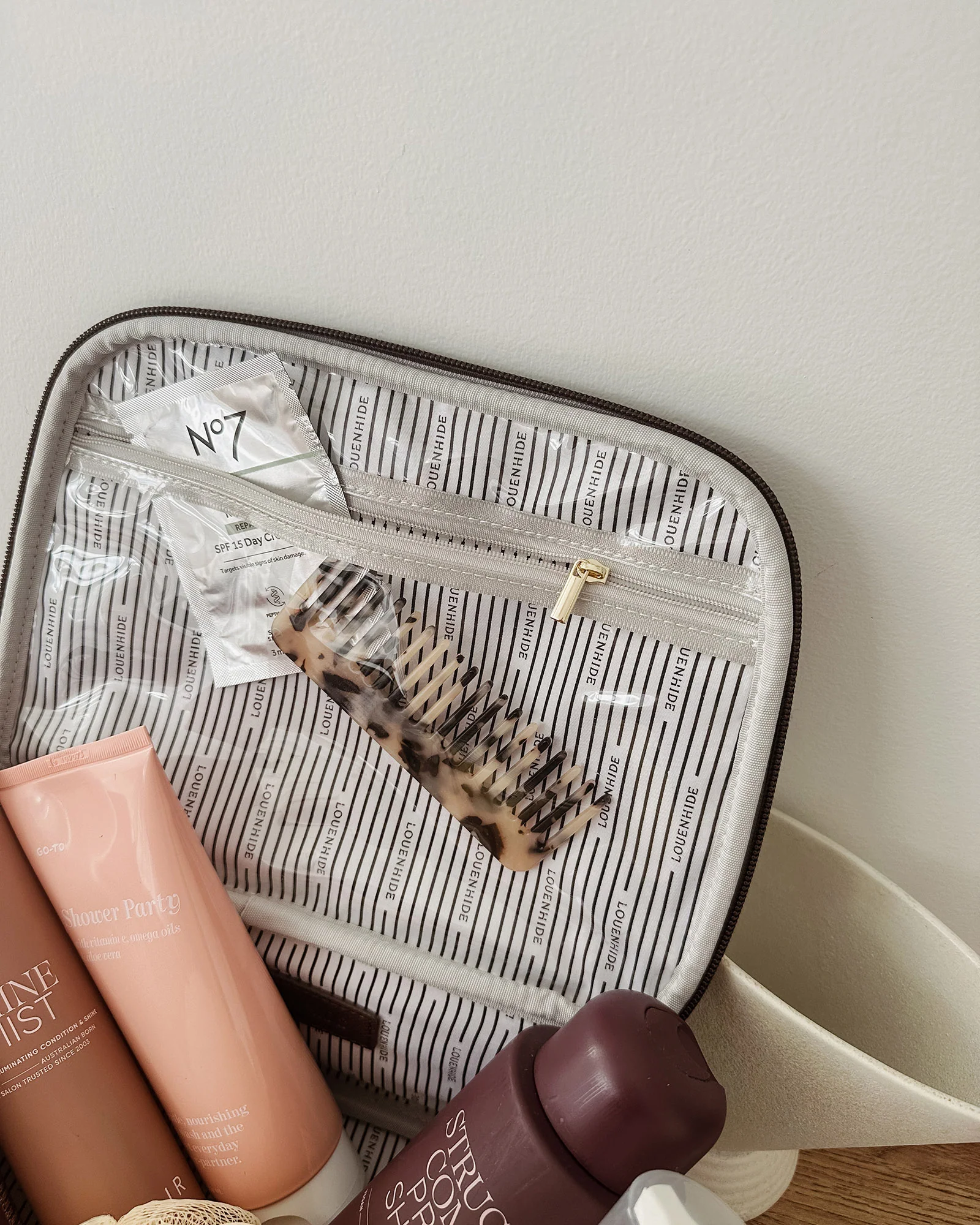 Baby Hepburn Cosmetic Case - Chocolate - Image 6
