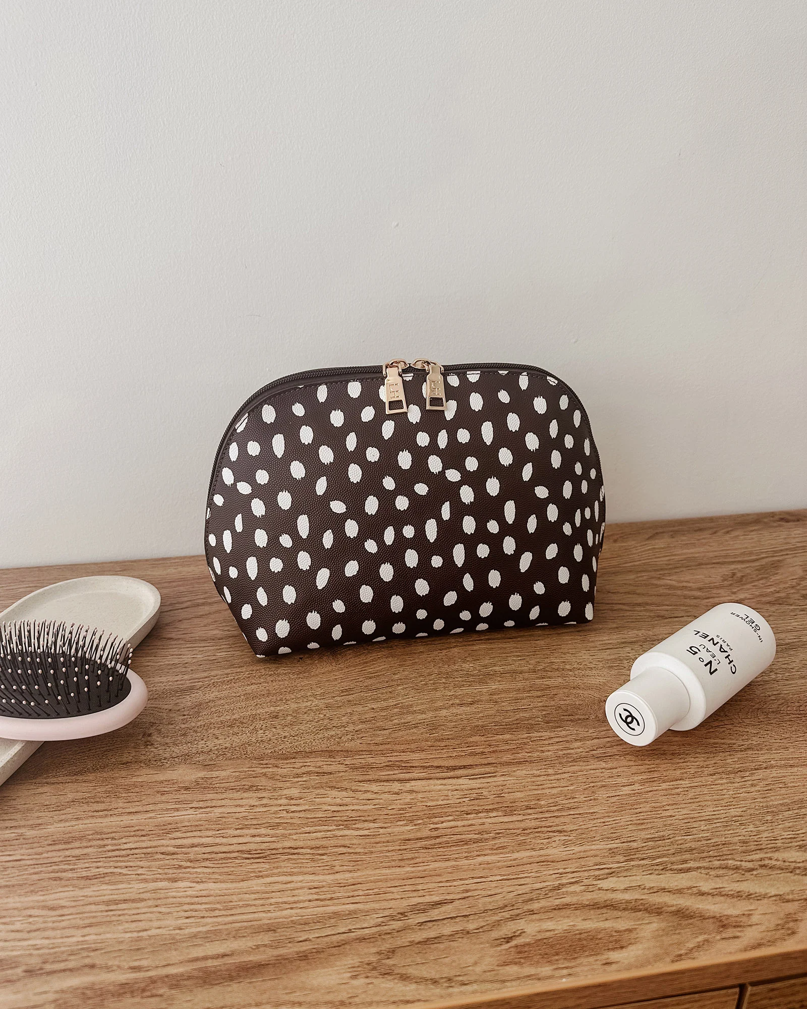 Nancy Cosmetic Bag - Chocolate Raindrop - Image 6